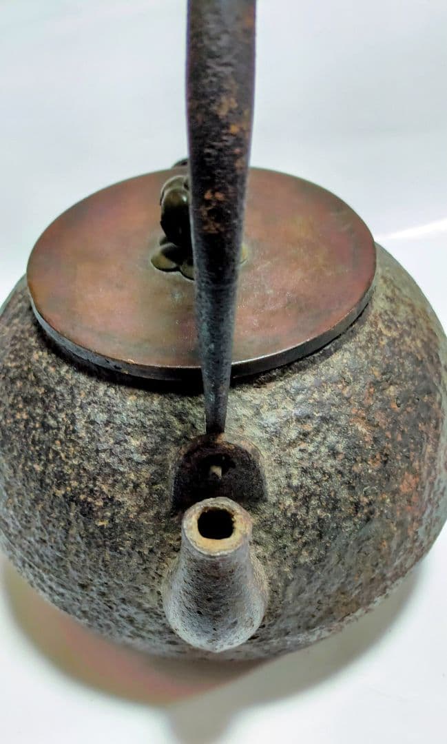 龍文堂　　鉄瓶