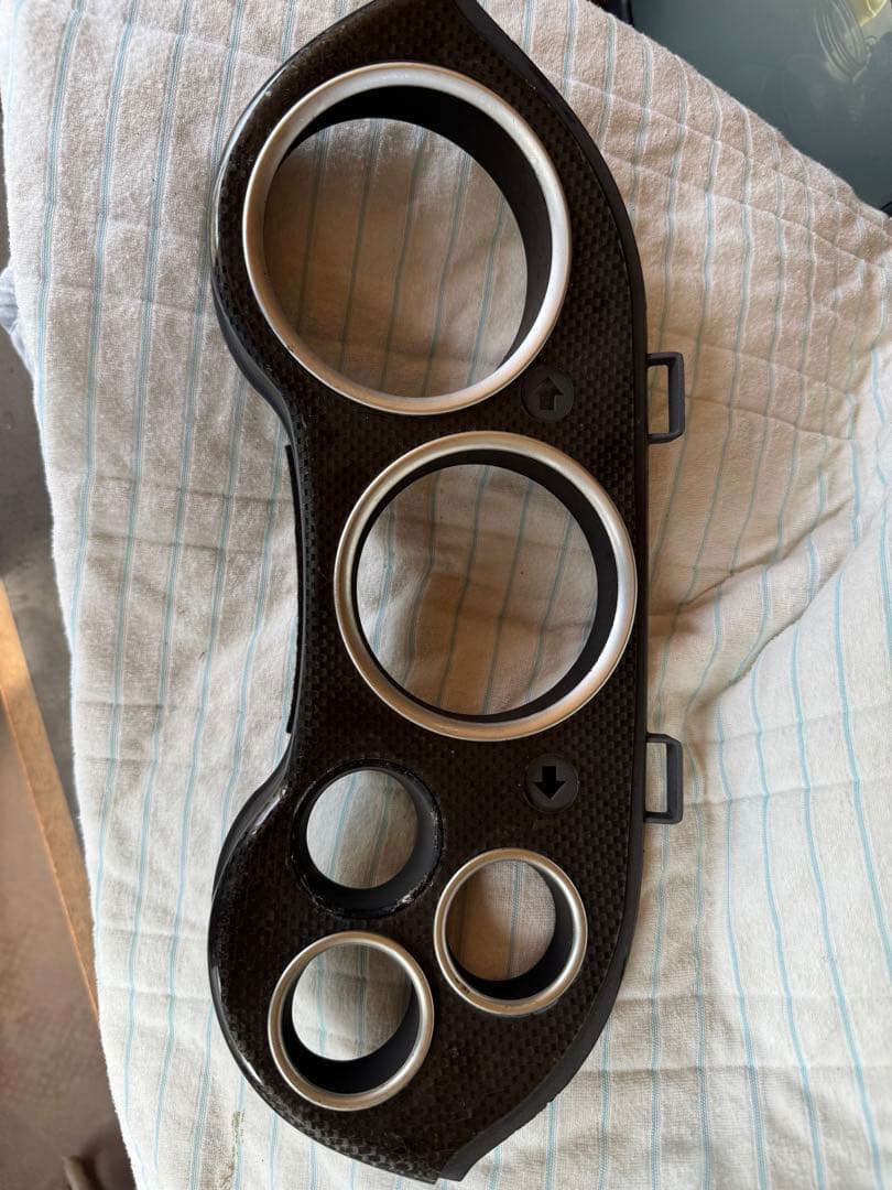 JZA80スープラ　後期　純正メーターパネル　純正カーボン調パネル付