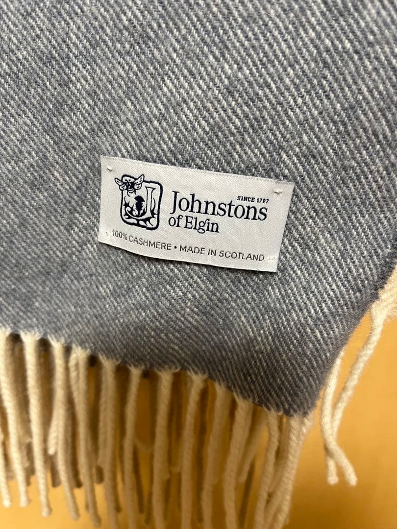 ジョンストンズ　大判　ストール