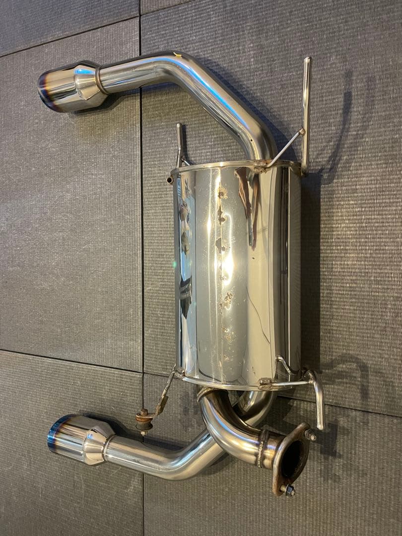 スイフトスポーツzc32sトラストマフラー