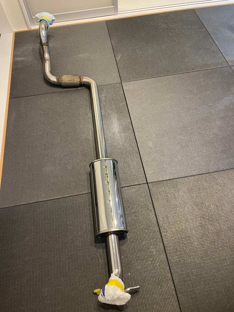 スイフトスポーツzc32sトラストマフラー