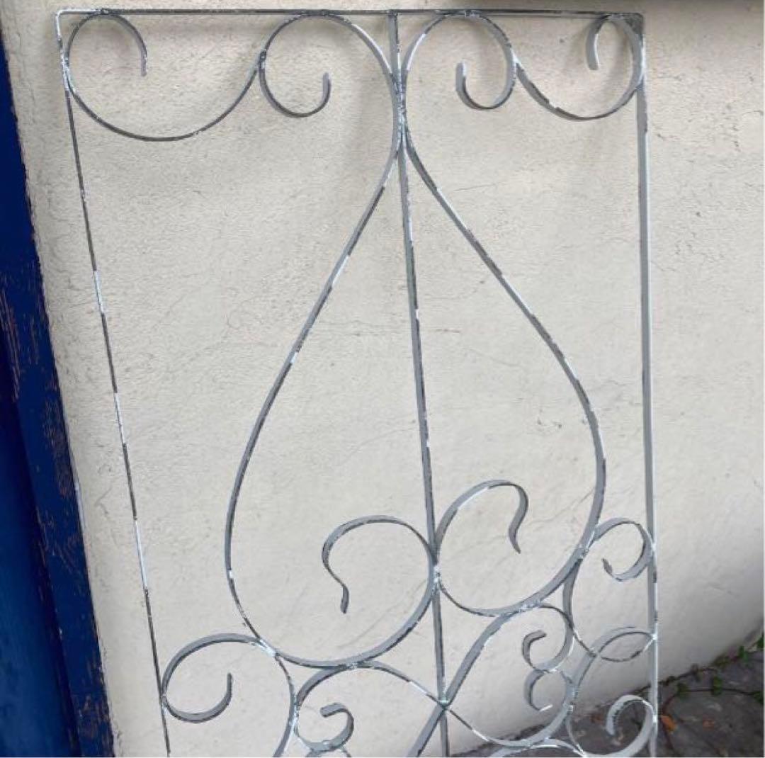 トム アイアンウォールデコ Lサイズx3 ホワイトアンティークシャビー壁飾