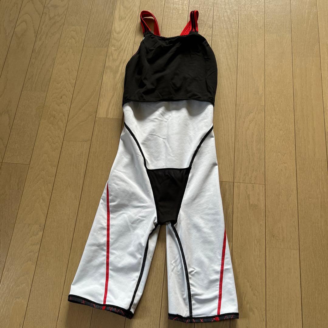 ミズノEXER SUITS スポーツ用水着 チェック柄 黒赤