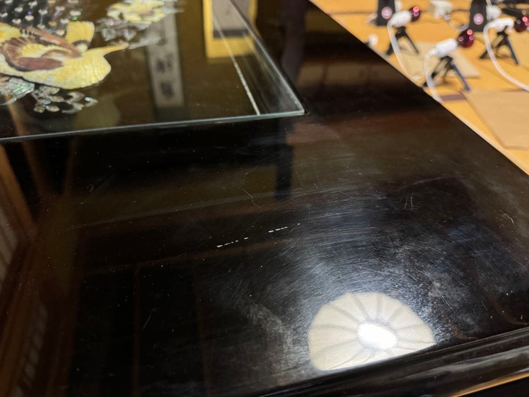 螺鈿細工　ローテーブル　伝統工芸　黒漆塗り　硝子板付き
