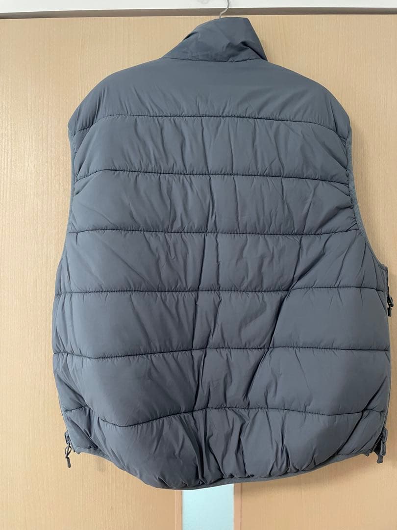 美品DAIWA PIER 39 リバーシブルベストSサイズグレー