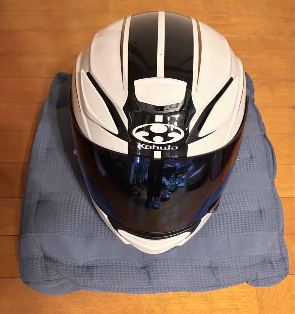 Kabuto Shuma NOVA パールホワイトブラック ブルーミラーシールド