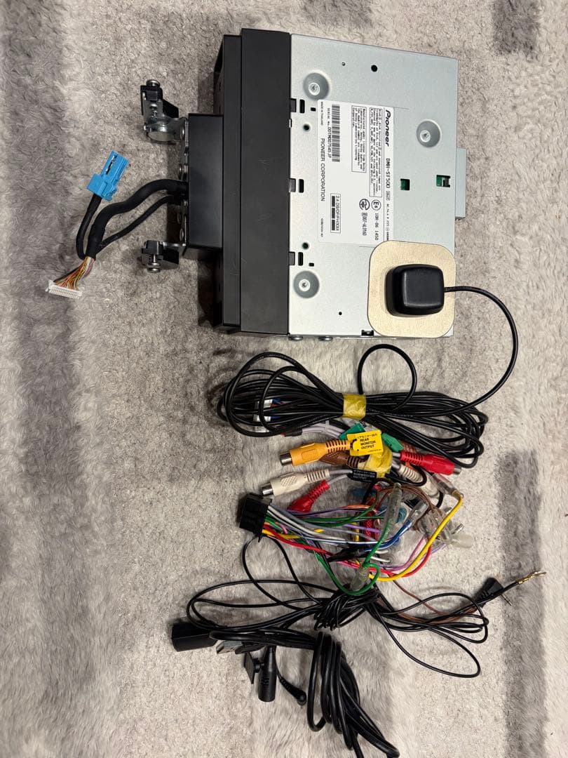 carrozzeria 9インチ ディスプレイオーディオ DMH-SF500