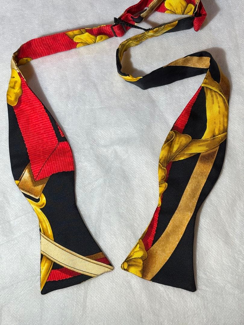 美品❗️HERMES エルメス、ヌーパピヨンシルク蝶ネクタイ