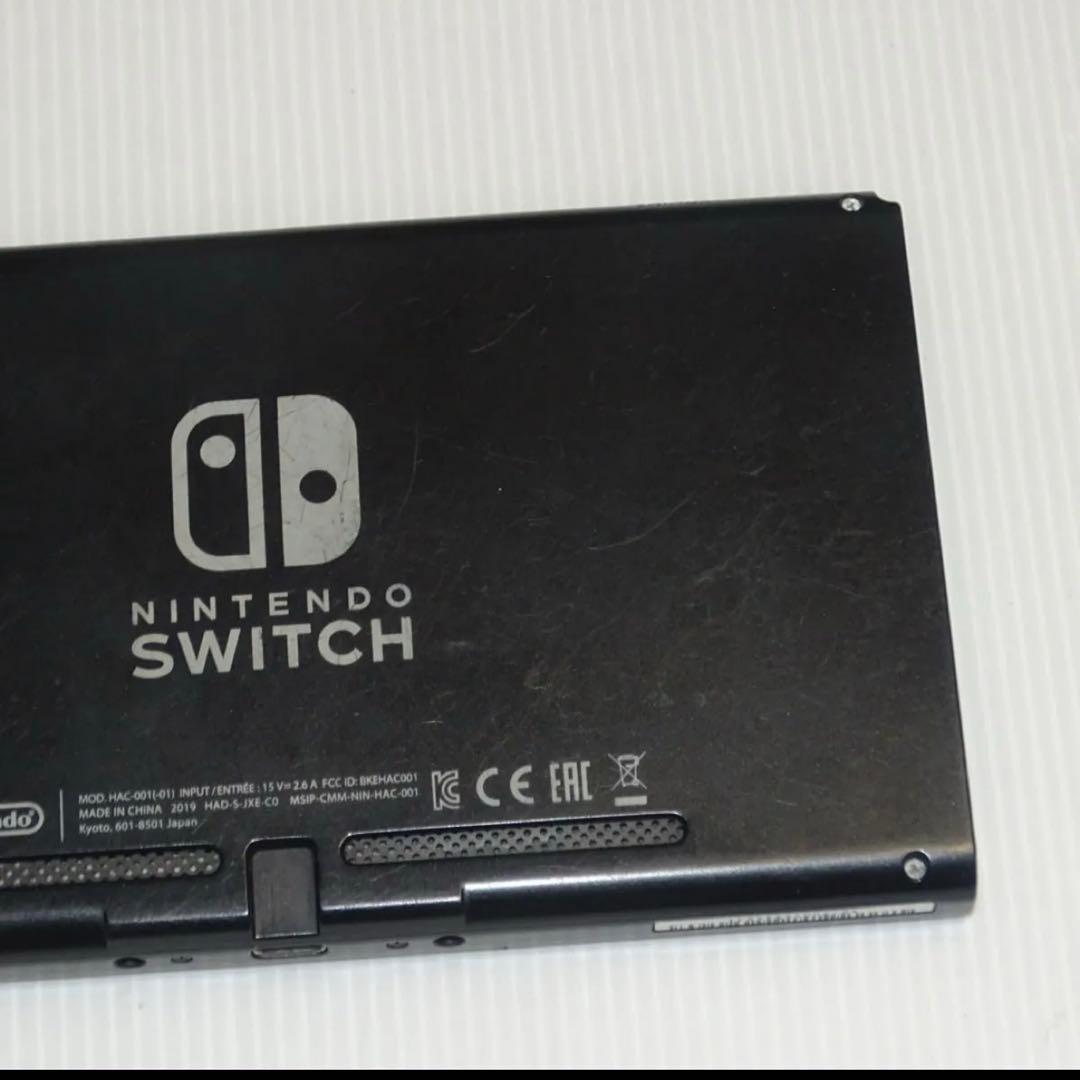 Switch新型　画面本体のみ　2019年製　任天堂　動作確認済　QA6533