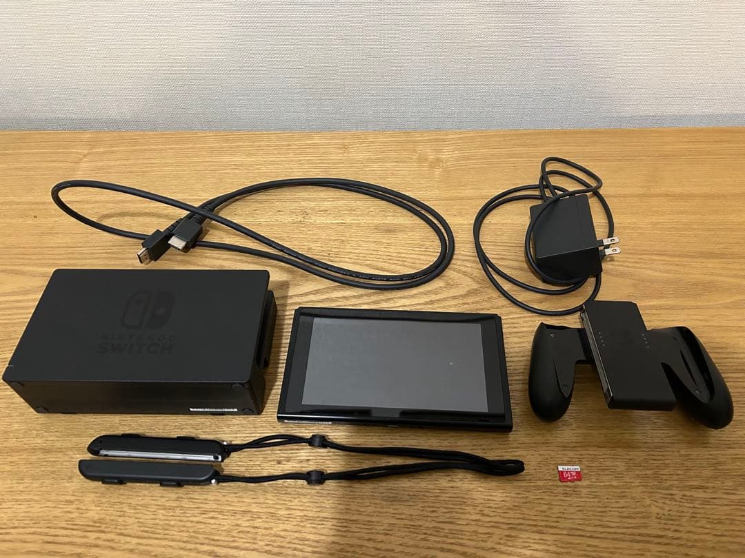 Nintendo Switch 本体　Joy-Con無し