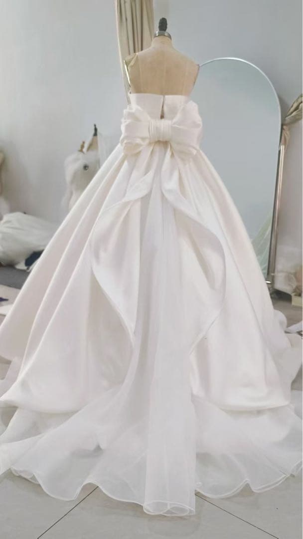 アントニオリーヴァ sissi風ウェディングドレス