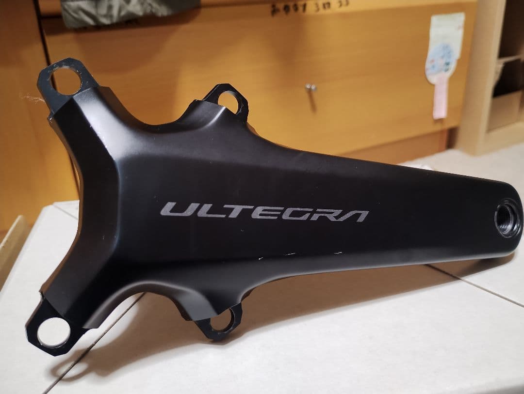 大幅値引き！SHIMANO FC‐R8100クランクセット