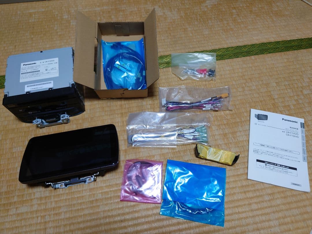 Panasonic Stradaストラーダ CN−F1XVD カーナビ ９インチ