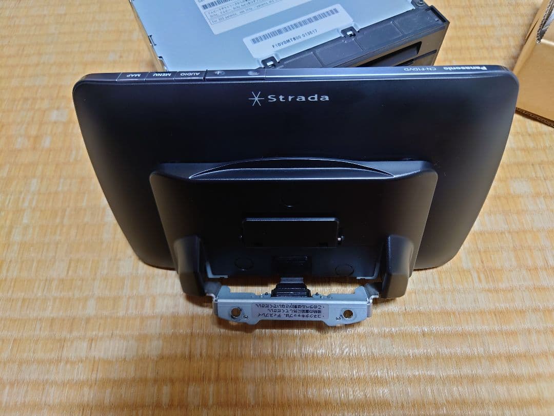 Panasonic Stradaストラーダ CN−F1XVD カーナビ ９インチ