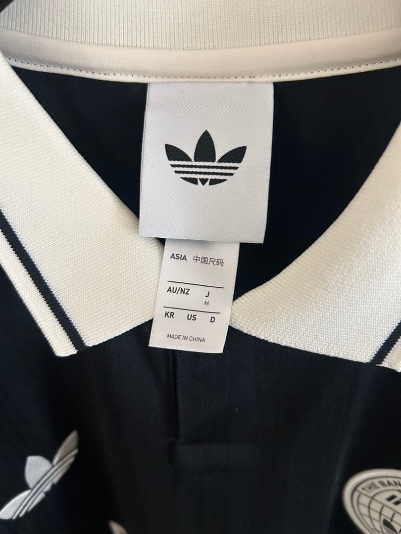 oasis adidas ツアージャガードジャージ