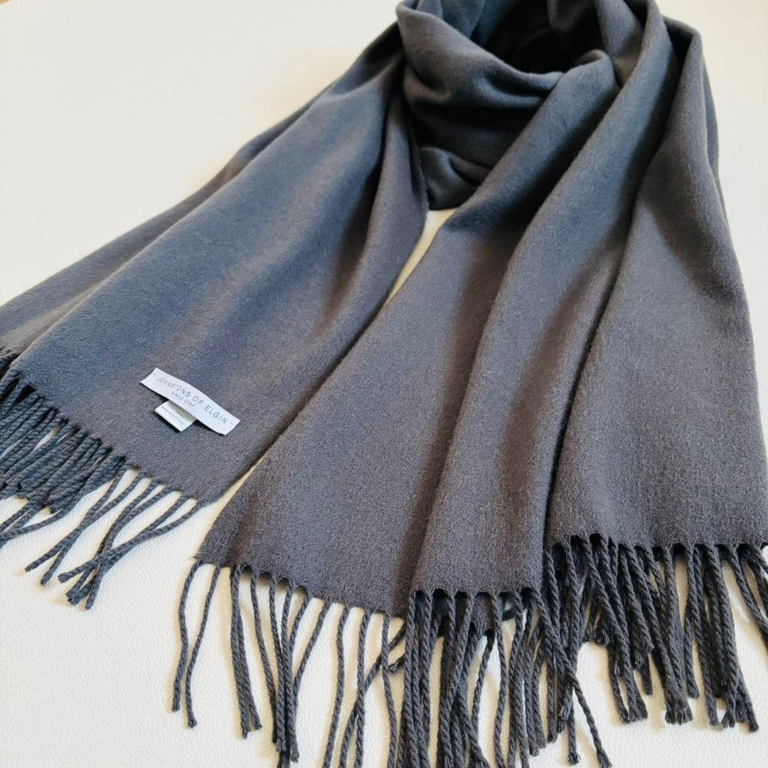 1841【美品】ジョンストンズ　大判ストール　カシミヤ100％　無地　グレー