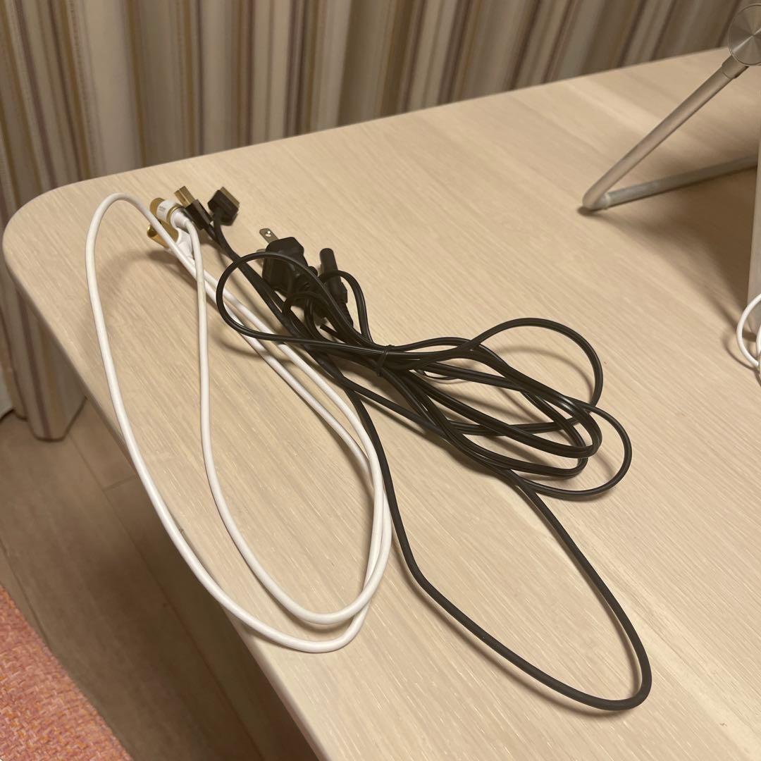 パナソニックVIERA UN-15TD7-W 15インチ ブルーレイプレーヤー