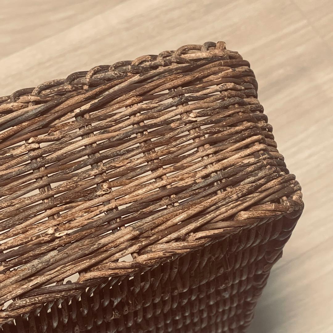 お取り置き　中古天然素材 アケビの長方形大/中バスケット二個組