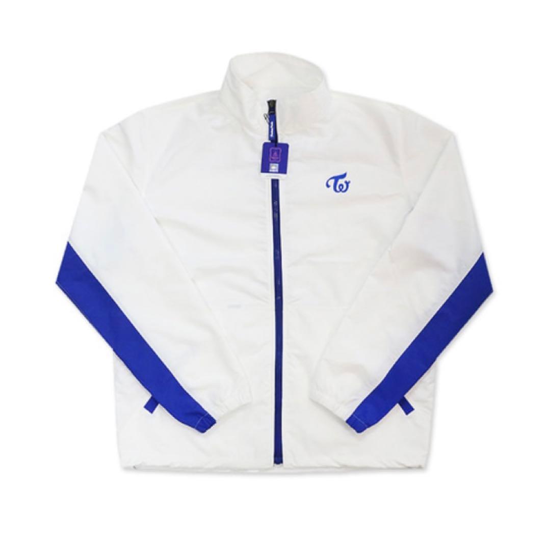 TWICE ウィンドブレーカー