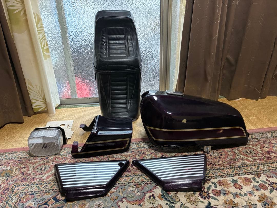 ゼファー400用z400fx外装変換キット(ゼウス製)