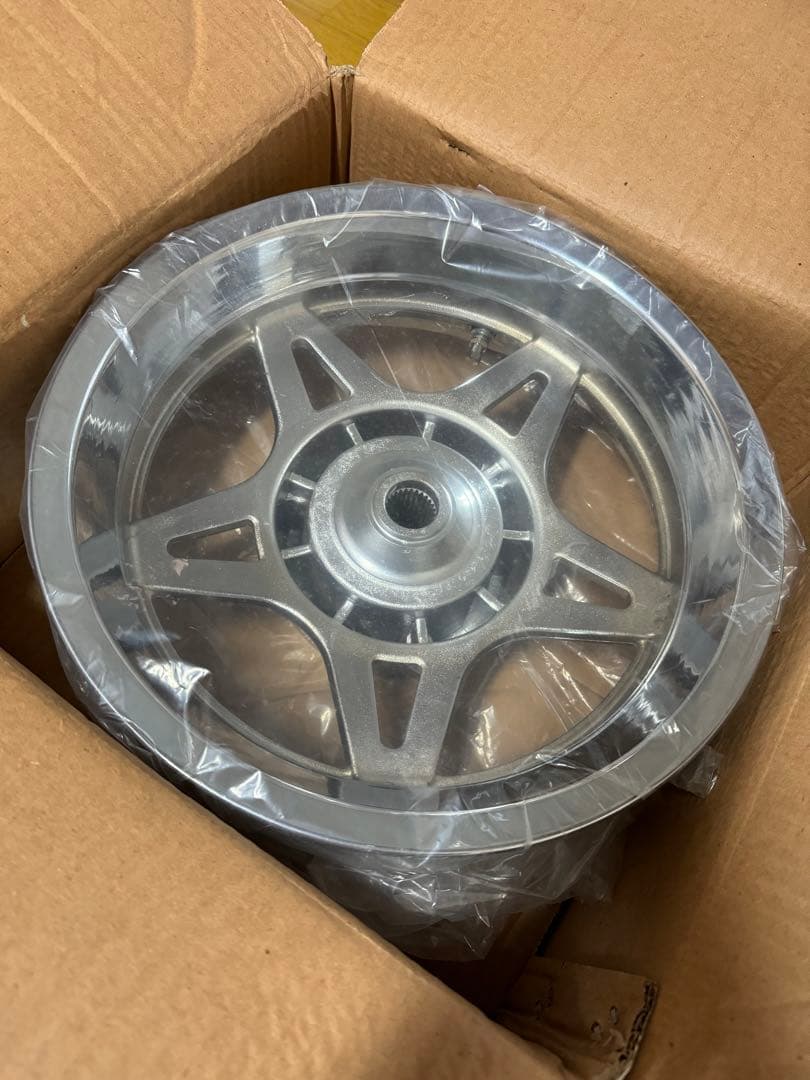 希少 マジェスティ メッキリアホイール TAIRONG