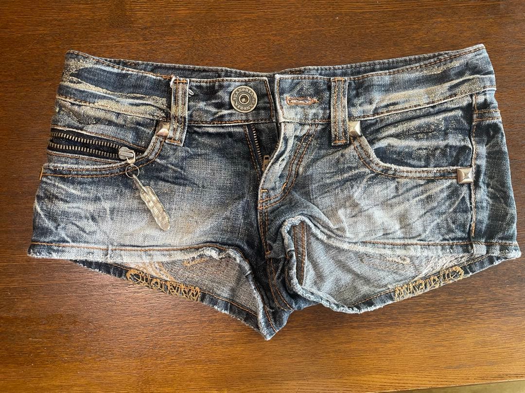 d.i.a ショートパンツ　GAL ギャル　平成