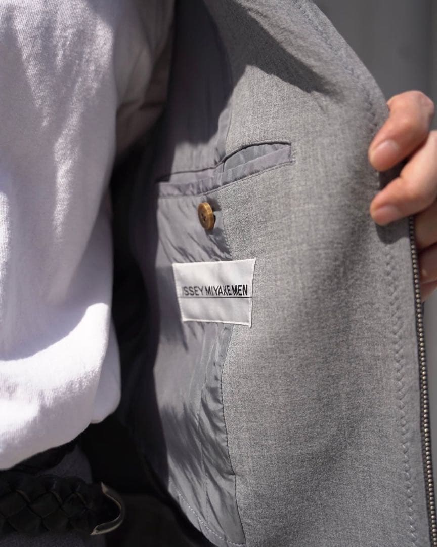イッセイミヤケ セットアップ グレー