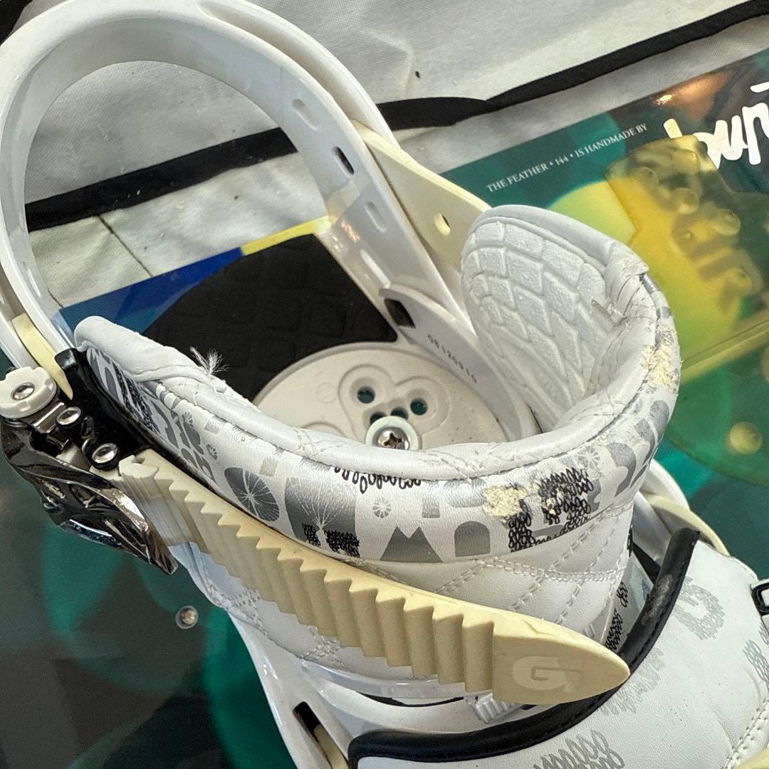 Burton スノーボードバッグとバインディングセット