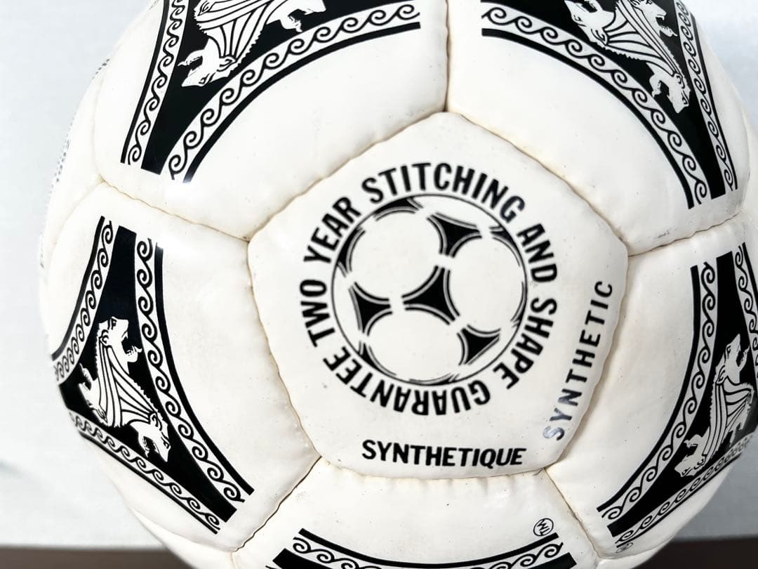 adidas Wカップ公式ボール　イタリア大会　1990年　アディダス