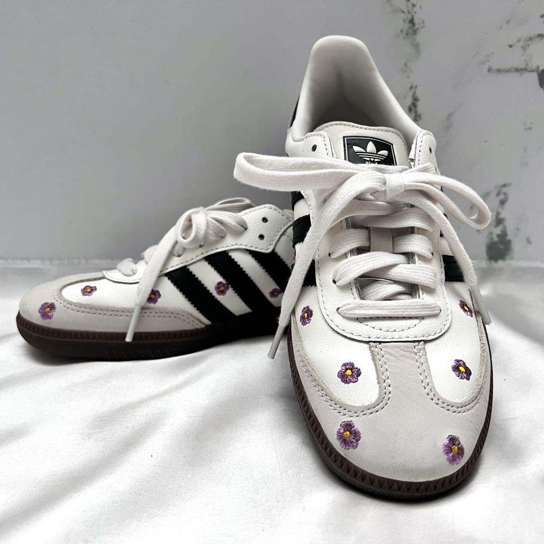 ◇極美品・23.5cm◇アディダス　サンバ OG 花柄刺繍モデル ホワイト