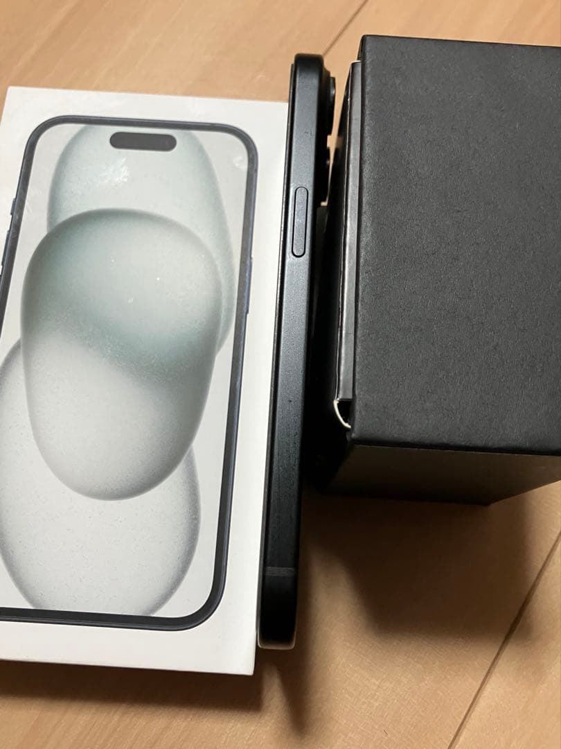 iPhone15 128GB ブラック SIMフリー