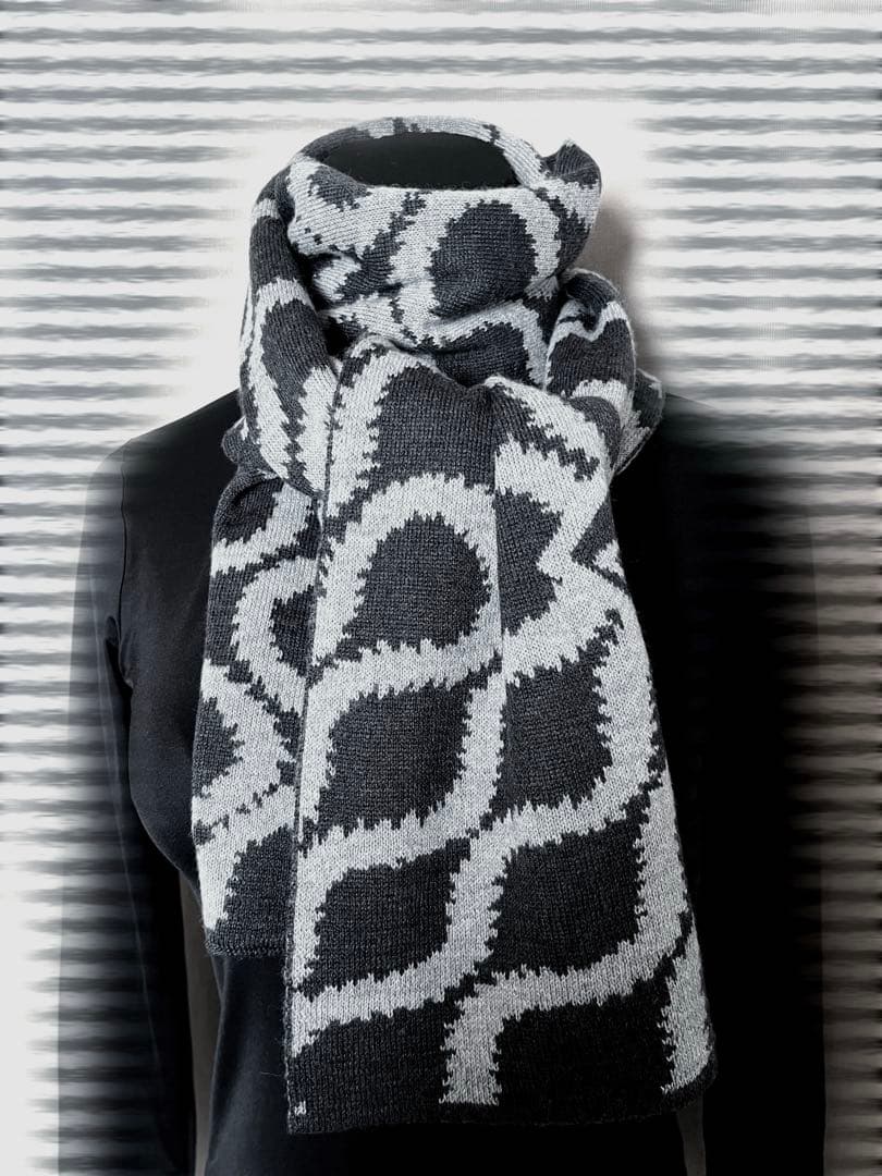 Vivienne Westwood リバーシブルマフラー　スクイグル