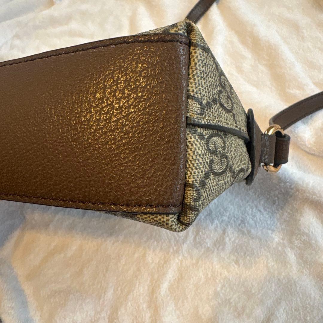 Gucci GGモノグラム ショルダーバッグ