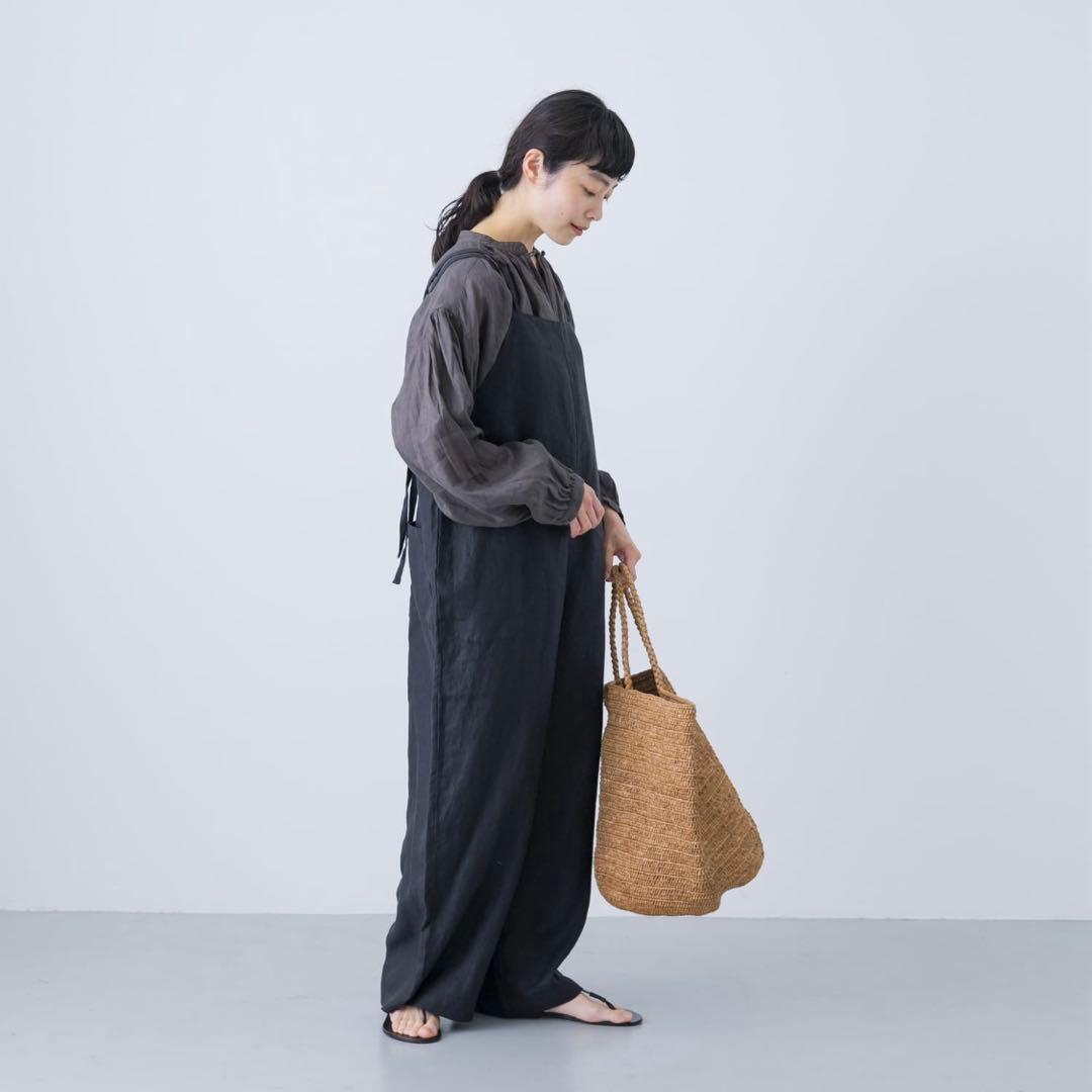 【25ss】かぐれ リネンサロペット【F】黒 後ろリボン 麻100%