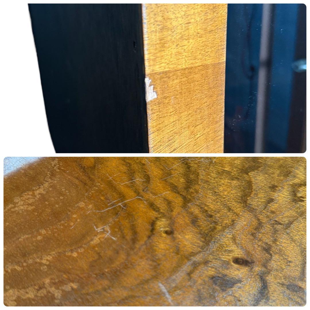 HR839 【英国アンティーク】ハーフムーン　キュリオケース　３面彩光　鍵付き