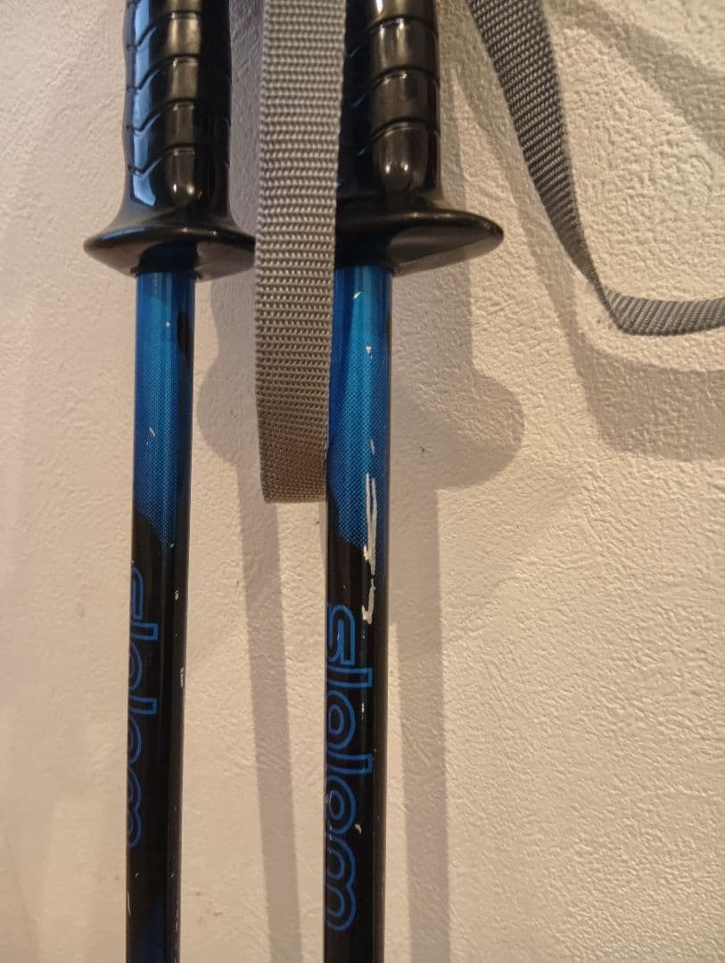 【ばーちー】STREULE スキー板とブーツとストックのセット