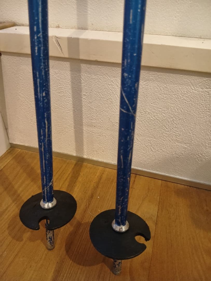 【ばーちー】STREULE スキー板とブーツとストックのセット