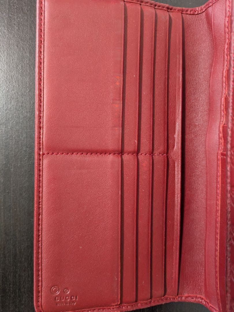 正規品　グッチ　長財布　赤　レディース　ブランド　　本物　GG柄　ロゴ　型押し