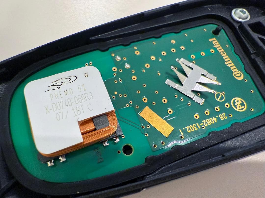 （本物）フェラーリ 488 F8 812 純正 スマートキー