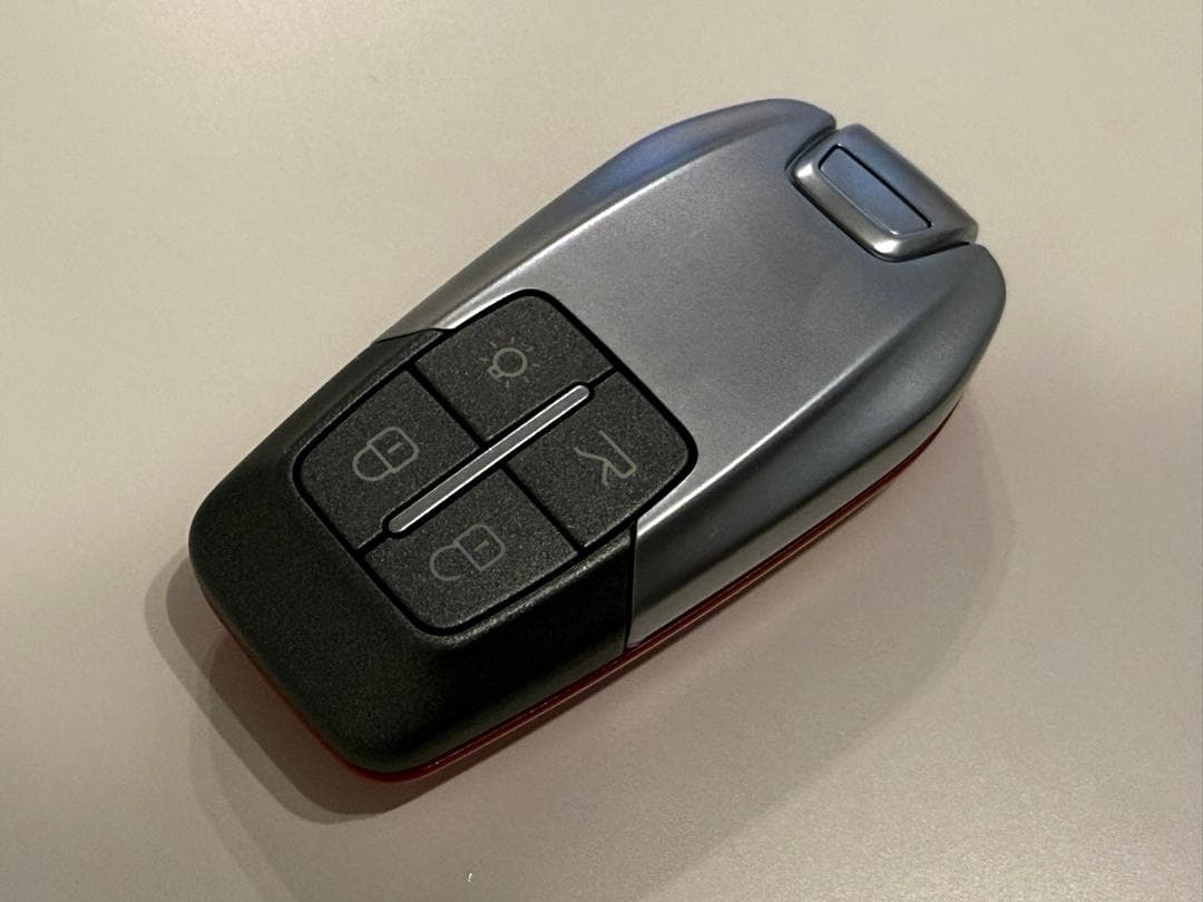 （本物）フェラーリ 488 F8 812 純正 スマートキー