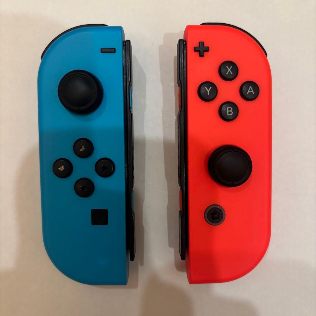 Nintendo Switch 本体 赤/青 Joy-Con 付属品付き　箱無し