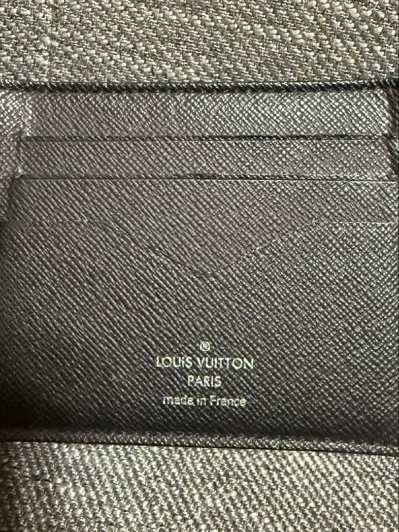ルイヴィトン ポルトフォイユ パンス マネークリップ 財布 ブラック