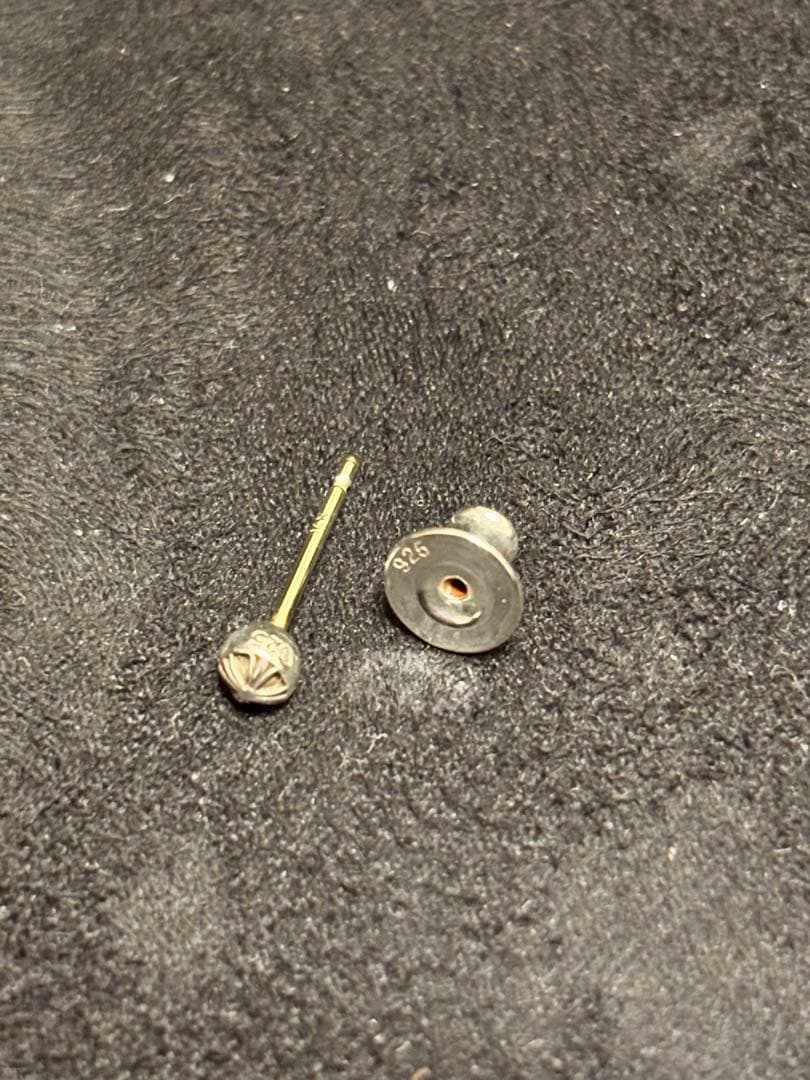 【正規品】クロムハーツ クロスボール ミニスタッド ピアス