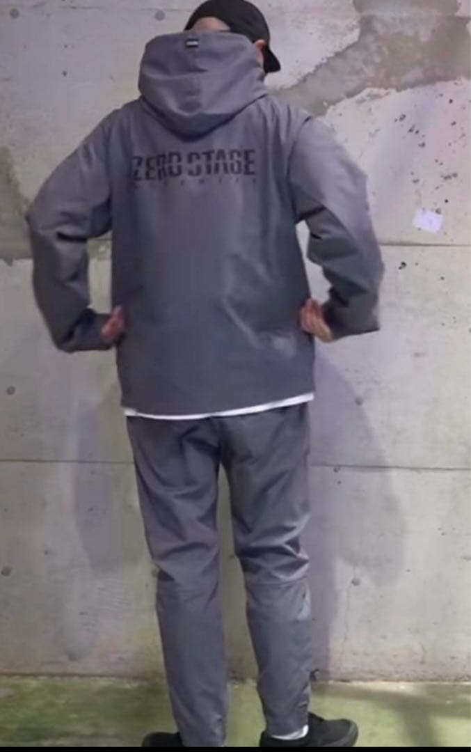 ゼロステージトラックパーカー&ジョガーパンツ 上下セットアップ抽選当選数量限定品