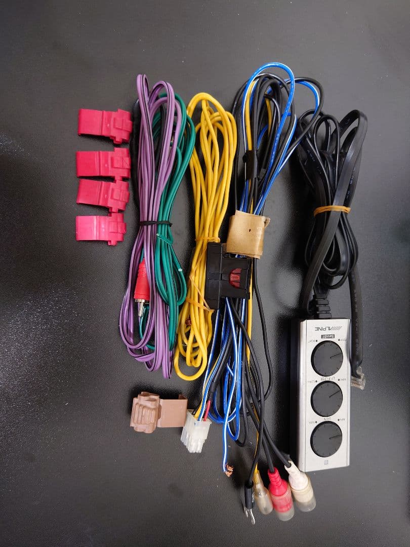 アルパイン SWE-1500 パワードサブウーファー（中古）