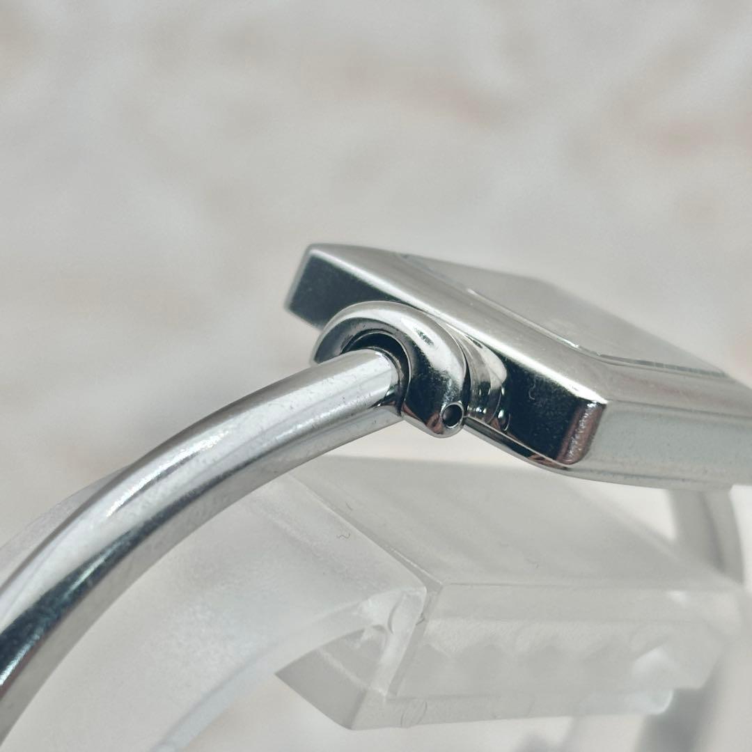 新品電池 GUCCI 1900L シルバー 稼働品 バングルウォッチ