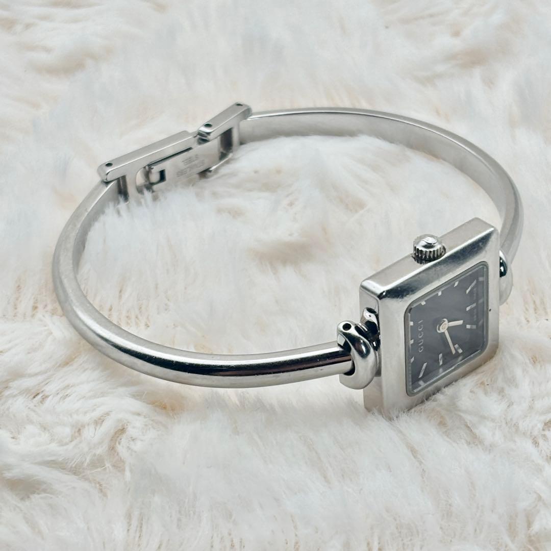 新品電池 GUCCI 1900L シルバー 稼働品 バングルウォッチ