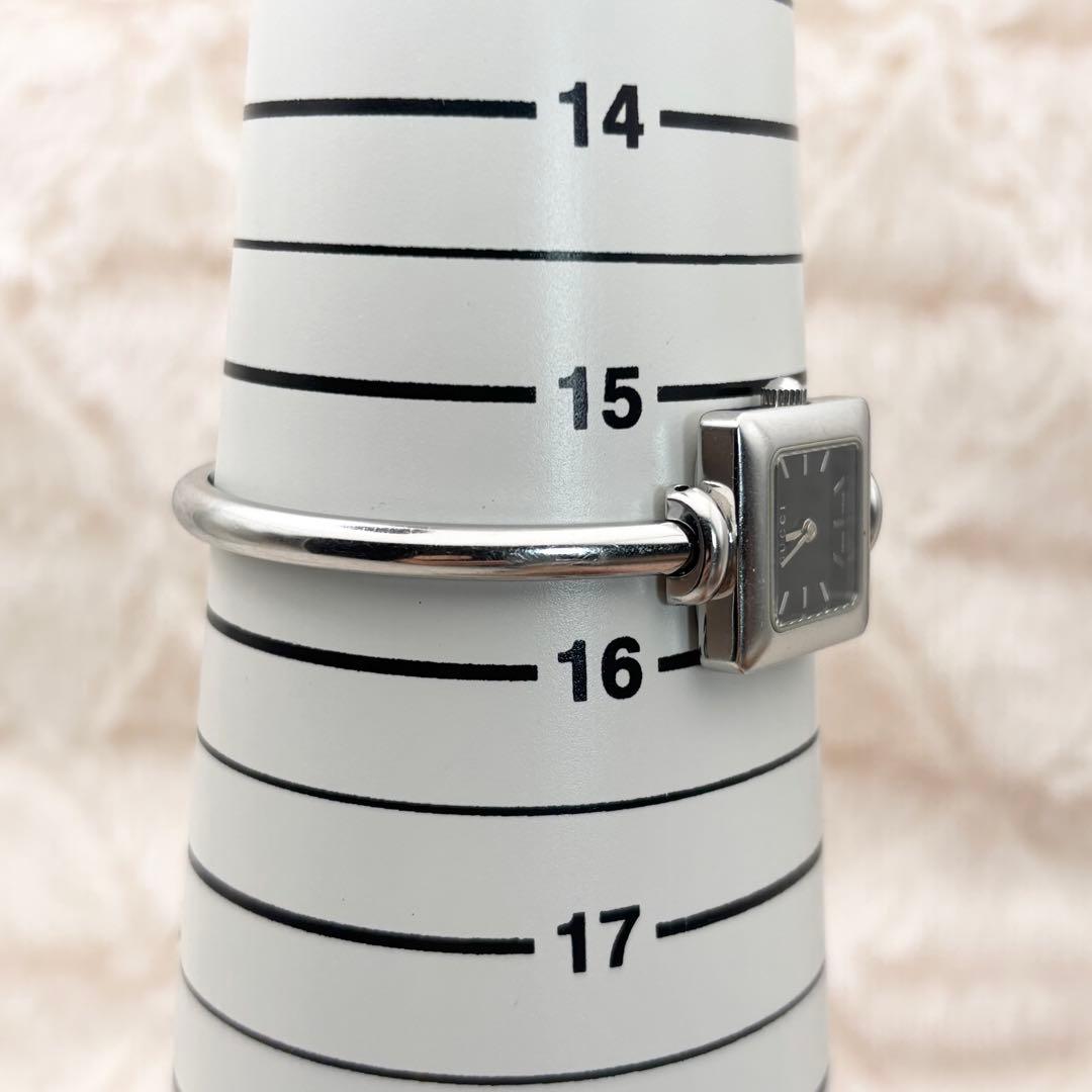 新品電池 GUCCI 1900L シルバー 稼働品 バングルウォッチ