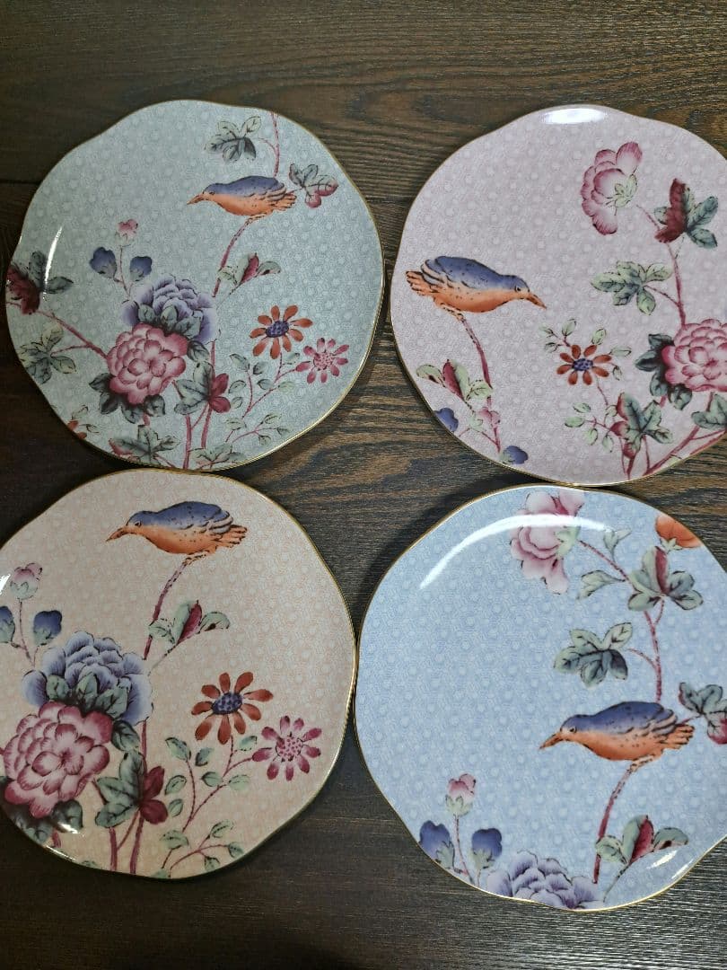 新品ウェッジウッド値下　　　　　　ハーレクインコレクション　　　カッコープレート