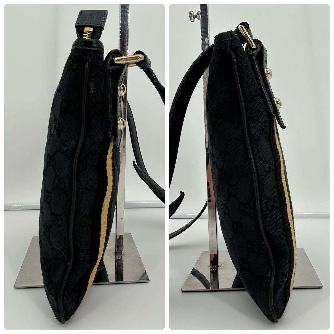 グッチ　ショルダーバッグ　シェリー　GG キャンバス ブラック　レザー